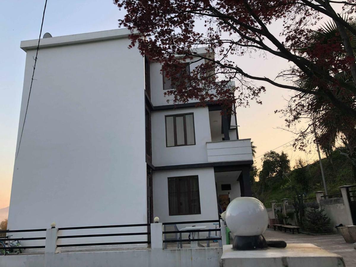 Hotel Holiday House Green Cape Batumi Mtsvane Kontskhi Exteriér fotografie